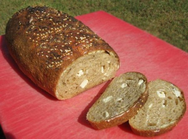 Low Carb Black Pepper & Feta Bread